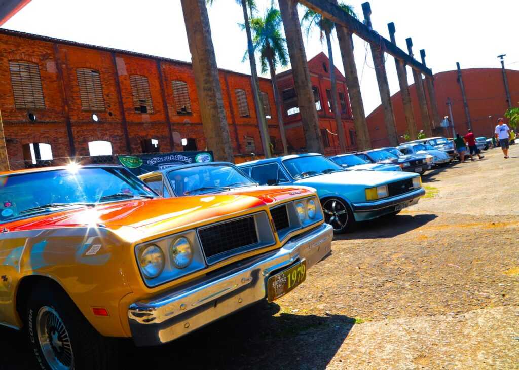 complexo-usina-santa-barbara-recebe-encontro-de-veiculos-antigos-neste-fim-de-semana