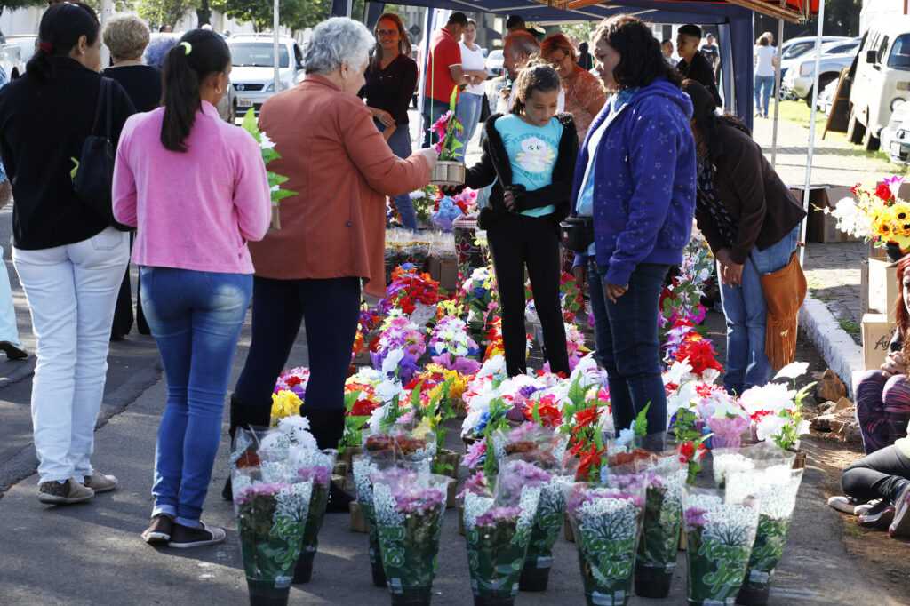 finados:-santa-barbara-abre-comercializacao-de-boxes-para-atividades-diversas
