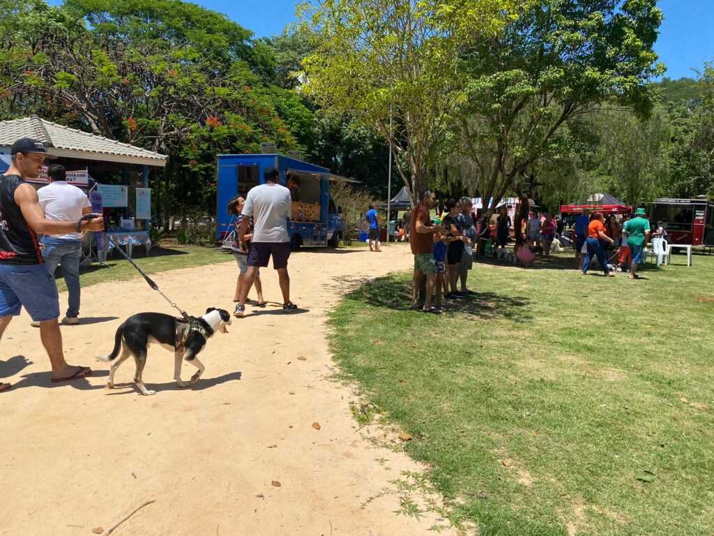 terceira-edicao-da-“feira-animal-e-o-bicho”-reune-pets-da-regiao,-em-santa-barbara