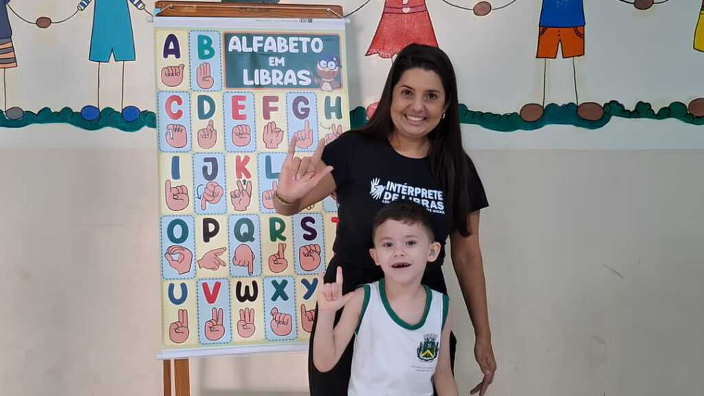 libras-garante-aprendizado-democratico-em-escola-de-santa-barbara-d’oeste
