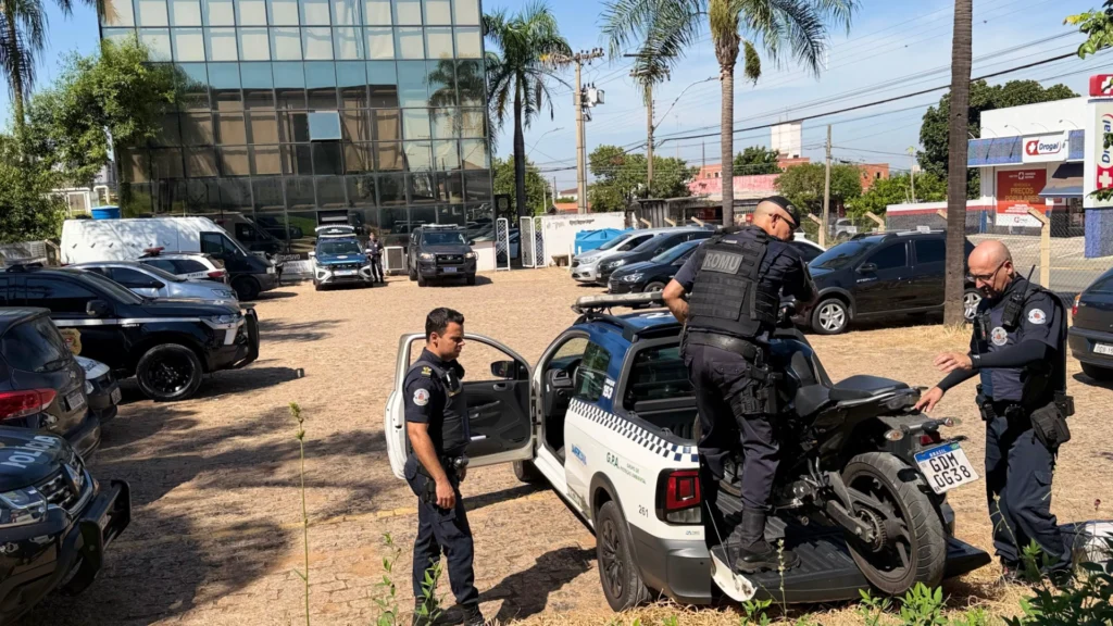 gama-apreende-adolescentes-com-moto-furtada-no-terramerica