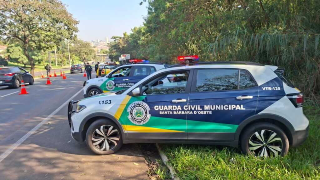 blitz-do-maio-amarelo-orienta-motoristas-em-santa-barbara-d’oeste