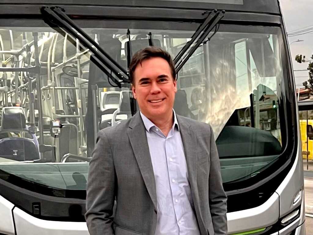 denis-andia-trabalha-por-um-transporte-publico-mais-acessivel