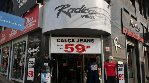 radical-vest-recebe-reposicao-e-anuncia-jeans-a-r$-59,99-e-liquidacao-de-inverno