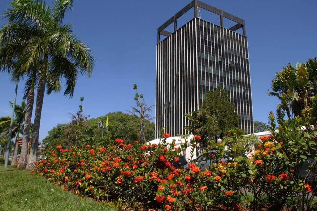 Prefeitura de Santa Bárbara convoca 18 profissionais aprovados em concurso público prefeitura-de-santa-barbara-convoca-18-profissionais-aprovados-em-concurso-publico